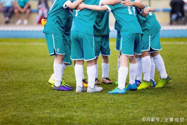 评西甲年度最佳阵容：格列兹曼、久保建英在列